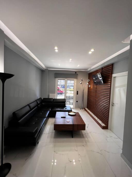 Luxurious, Spacious, Modern, Fully Renovated Apartment Close To Acropolis, Koukaki, Metro Station "Sygrou-Fix" Aten Exteriör bild